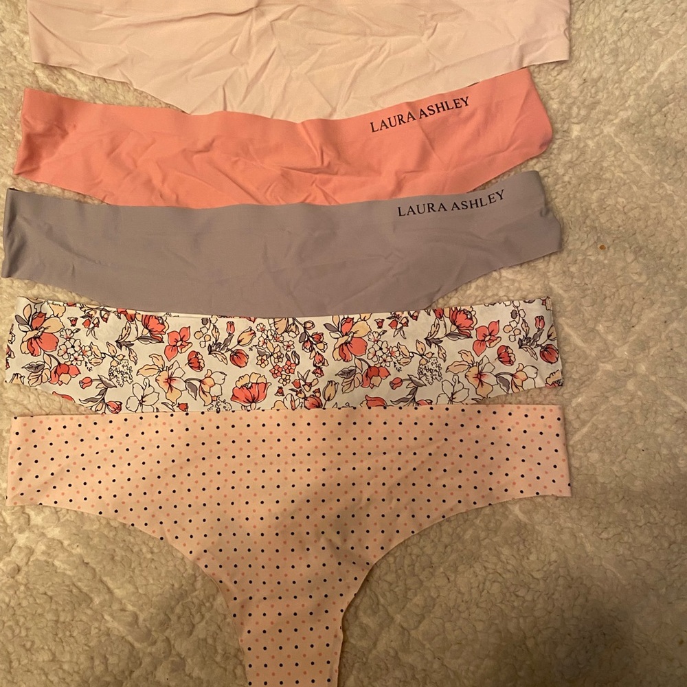 Large Laura Ashley Thongs